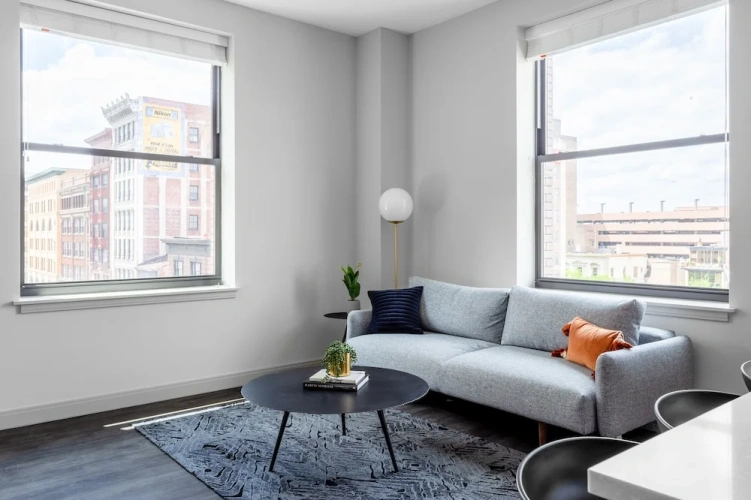 1 Bedroom Apartment