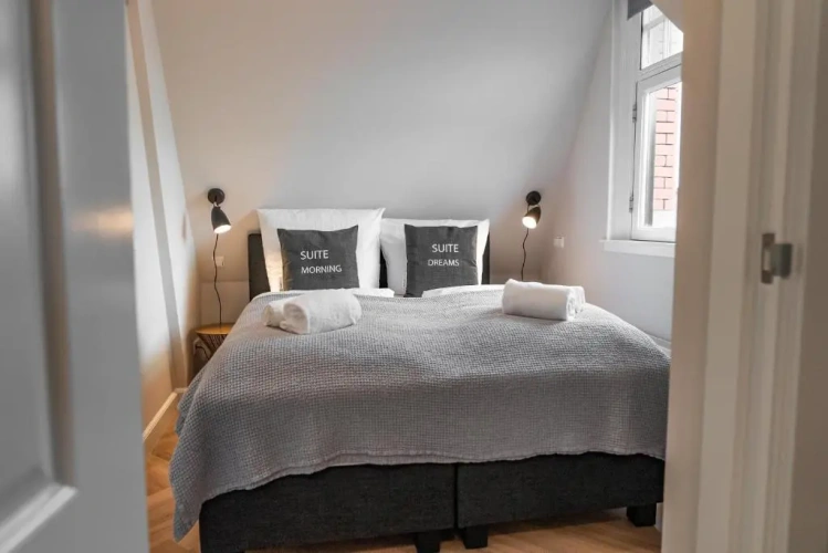 1 Bedroom Suite