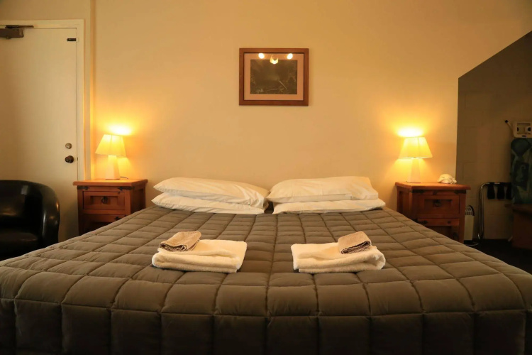 Drury Motor Lodge