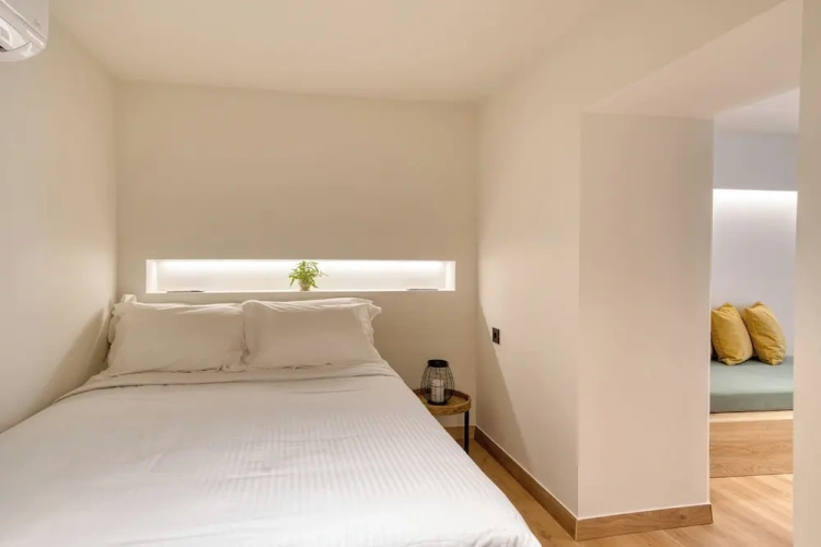 Standard Double Basement room