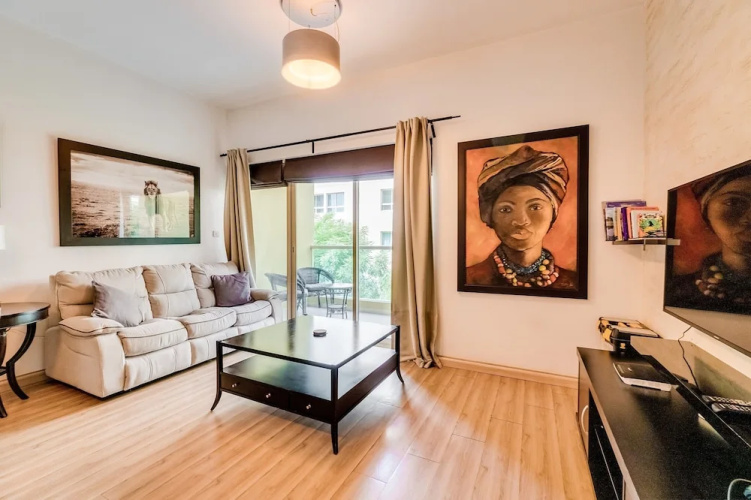 1 Bedroom Apartment Greens