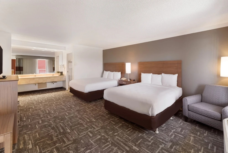 Holiday Inn Concord