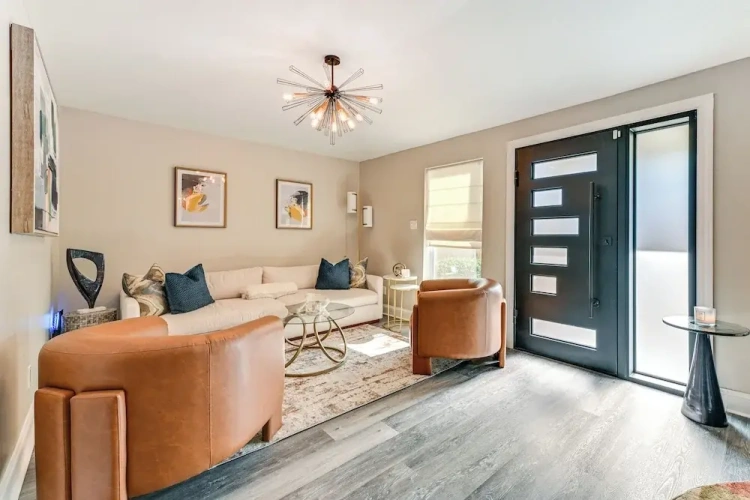 3 Bedrooms Cottage