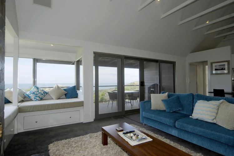 Points South By The Sea