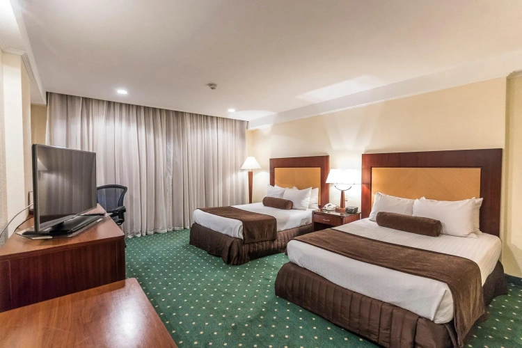 Deluxe Quadruple room