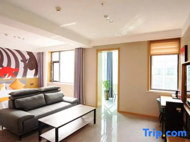 Junyi Hotel (Yuhua Road)