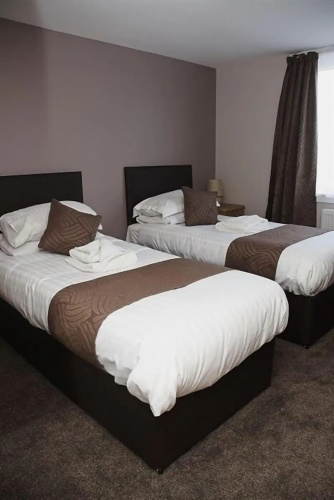 The Davron Hotel