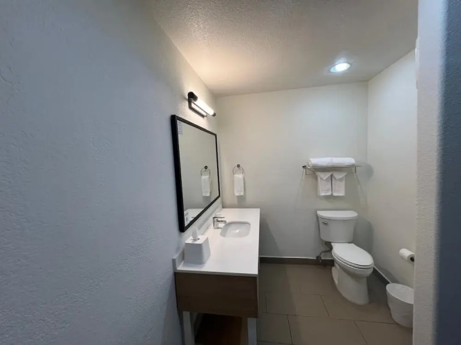 Quality Inn & Suites At Talavi