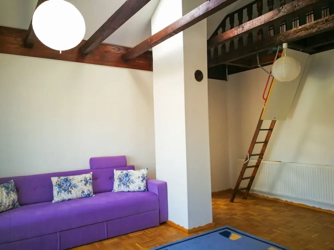 2 Bedrooms Apartment with mountain view