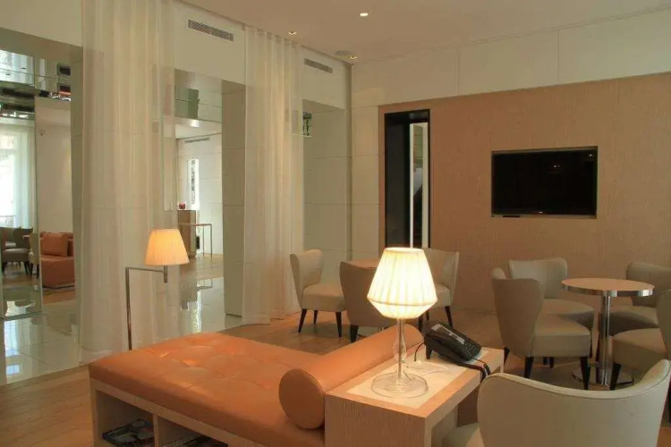 Le Cesar Hotel