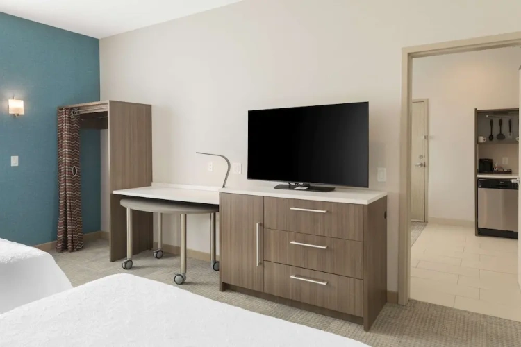 Quadruple Suite