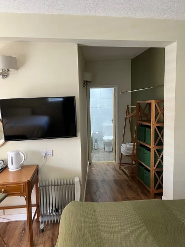 Standard Basement room