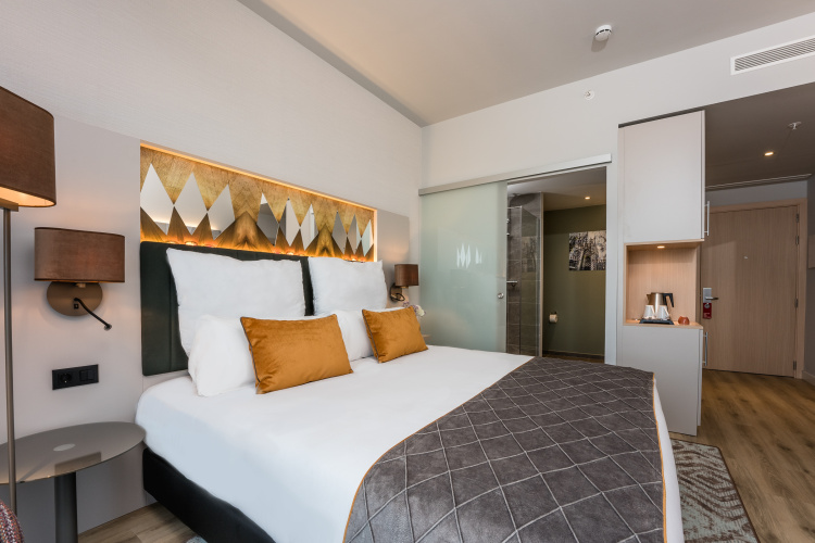Leonardo Royal Hotel Barcelona Fira photo 9