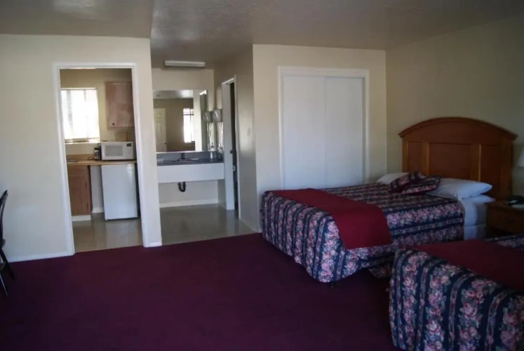 Deluxe Quadruple room