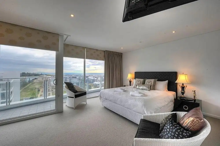Bridgepoint 1105