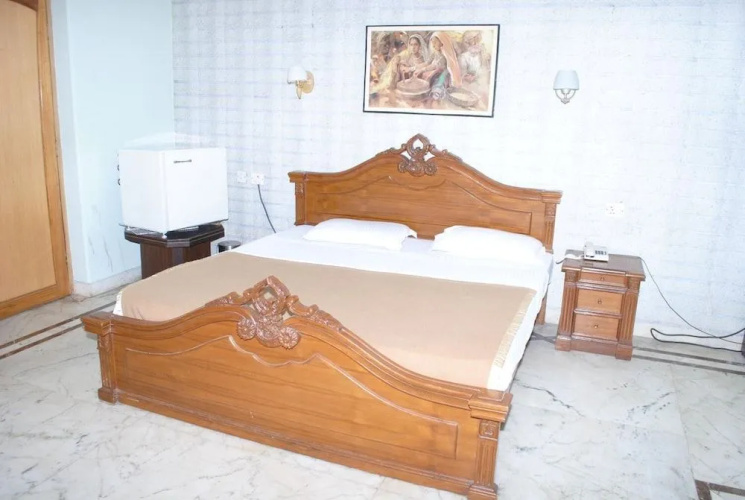 Modipur Hotel
