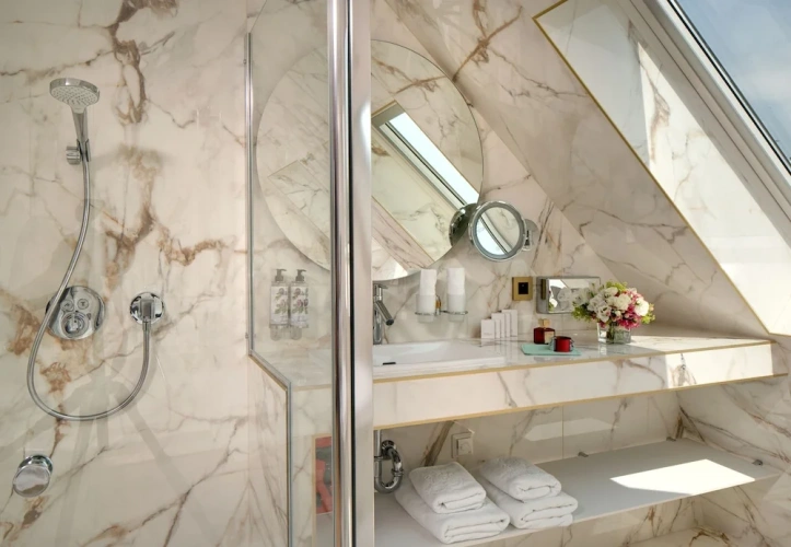 Royal Double Suite
