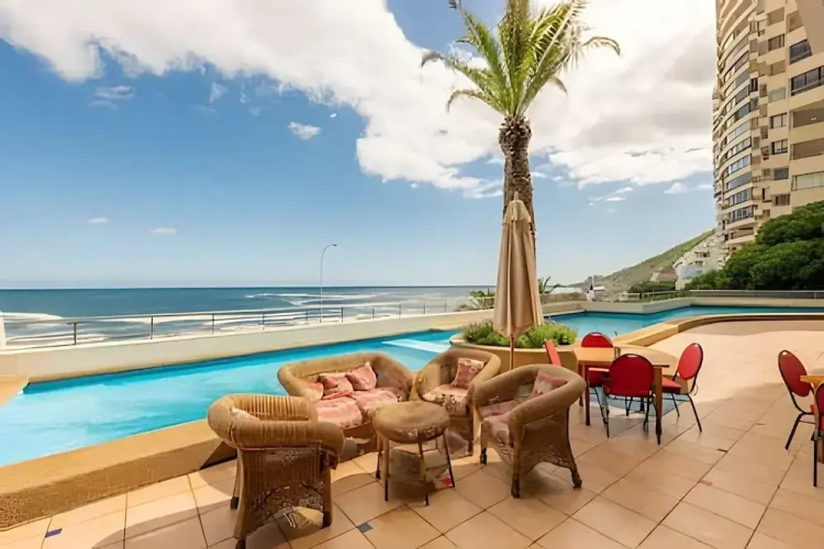 3 Bedrooms Apartment with balcony and with sea view