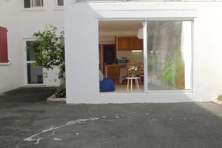 Amazing two Bedroom Flat, 10min From Miramar Beach