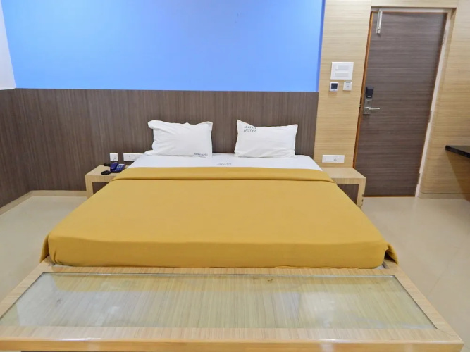 Hotel Aadhi
