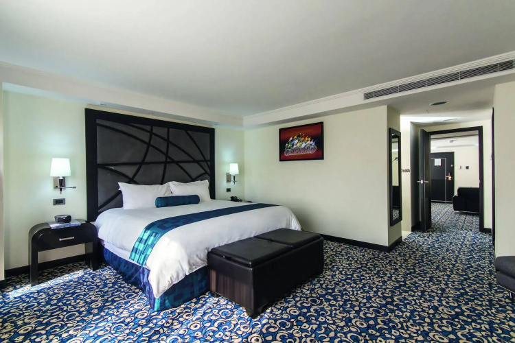 Maruma Hotel and Casino