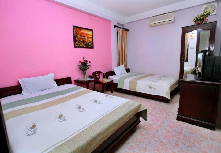 Quan Son 2 Hotel & Spa