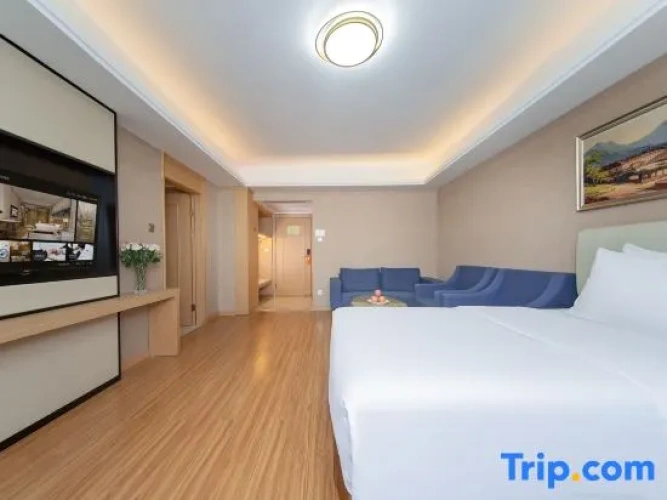2 Bedrooms Deluxe Suite with view