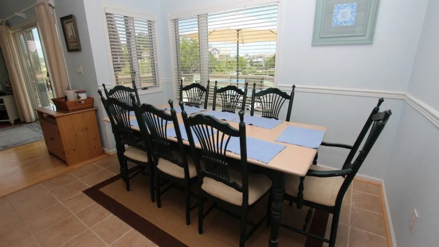 Windswept - 4 Br Home