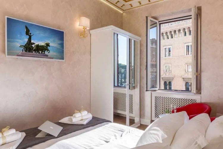 Piazza Venezia Luxury Suite