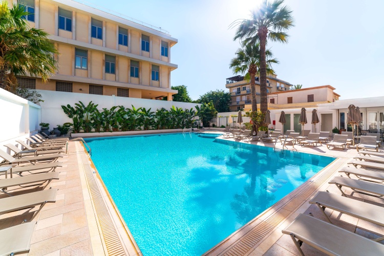 Best Western Plus Hotel Plaza photo 18