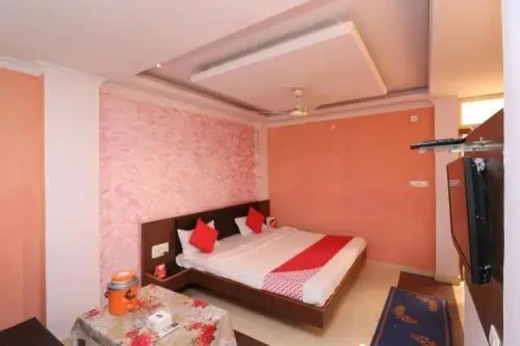 Hotel Rock View by OYO Rooms