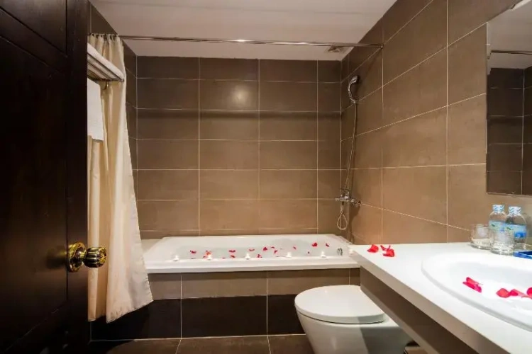 Standard Triple room with balcony