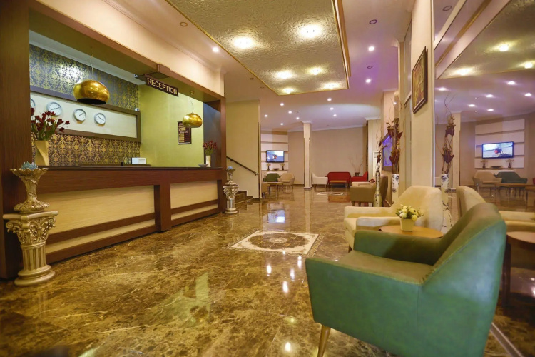 Enki Hotel