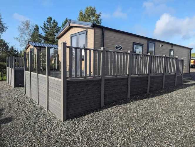 Charming 2-bed Lodge in Newton Stewart