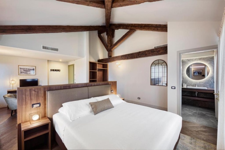 Twin Suite