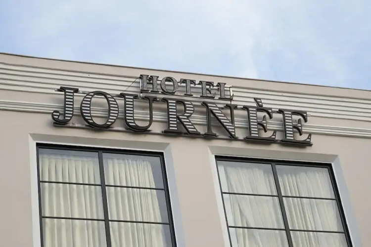 Hotel Journee