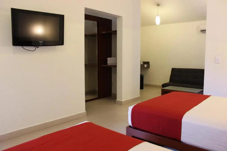Grand City Hotel Cancun - Near Market 28