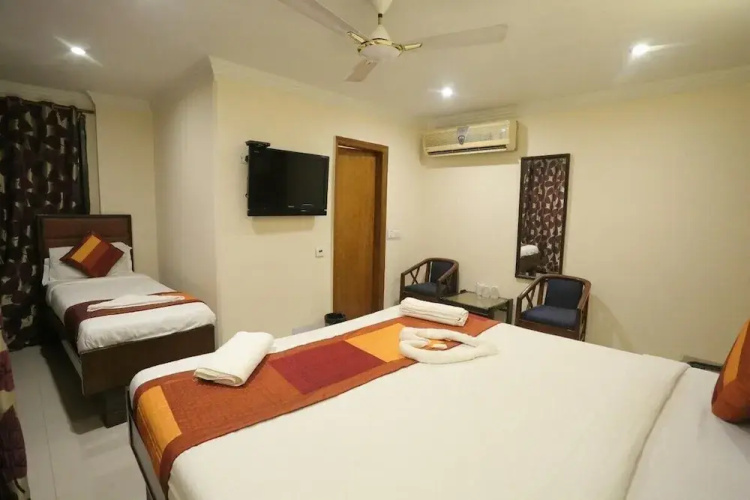 Hotel Ravin