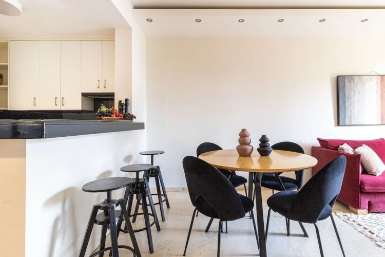 1 Bedroom Business Apartment