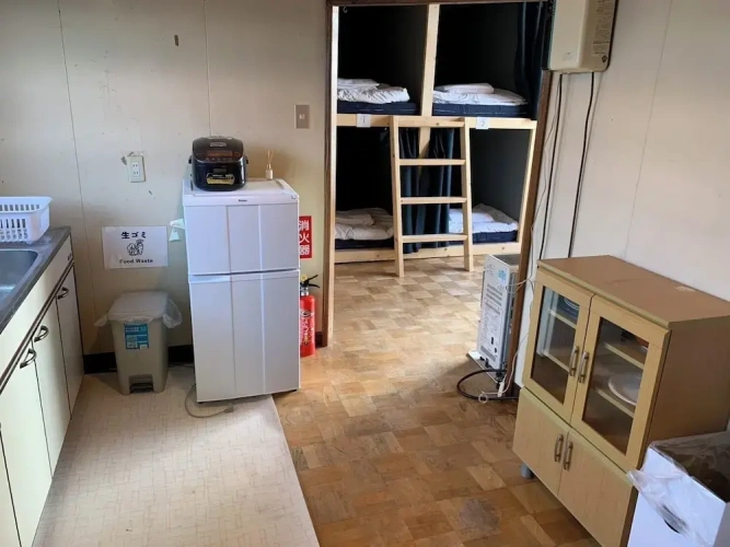 Bed in Dorm (male dorm)