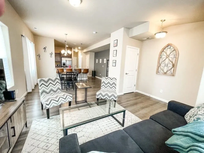 2 Bedrooms Villa