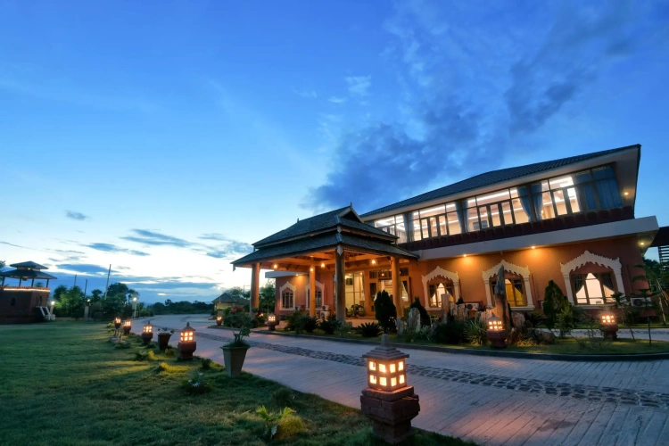 Superior Bungalow