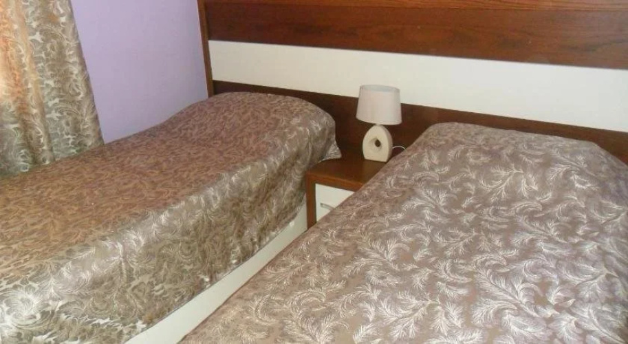 Hotel Dollari