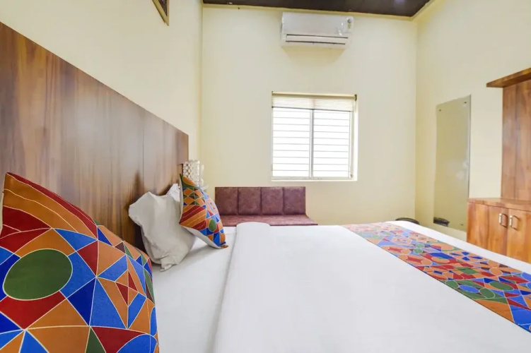 Fabhotel Shri Rk Residency