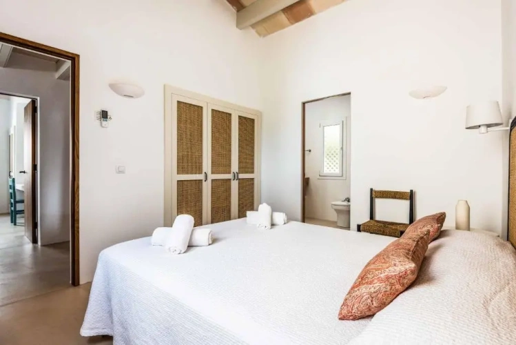3 Bedrooms Villa