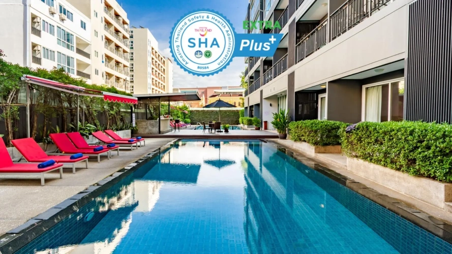 Pool Access Twin Pent with balcony
