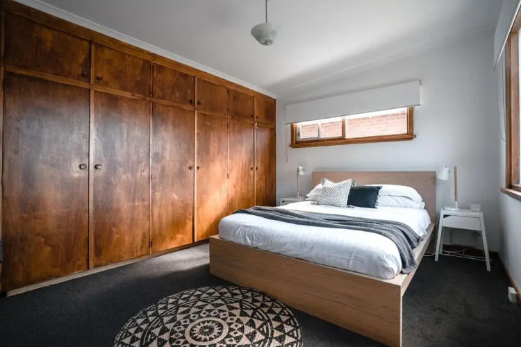 Ms Sophia's Studio Apartment