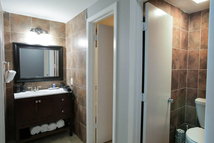 Rodeway Inn & Suites Downtown North