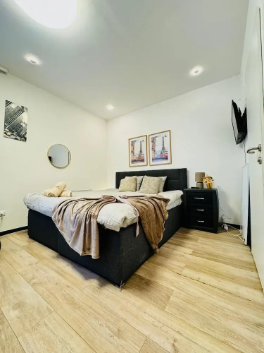 Central King Studio Downtown Area