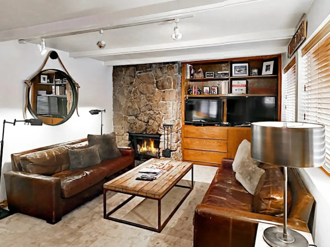940 Waters Ave Condo Unit 101 - 2 Br condo by RedAwning